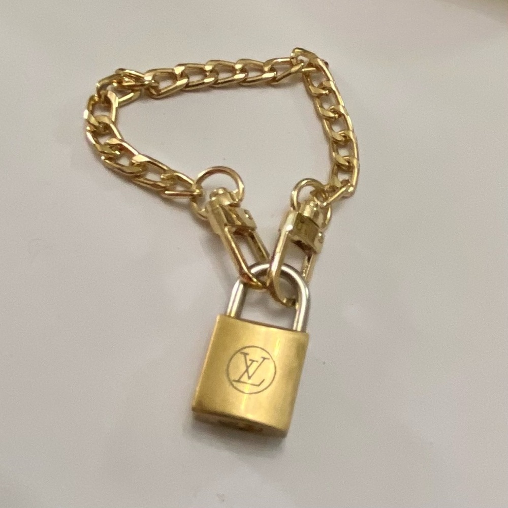 Vintage, Louis Vuitton Brass Padlock with 7-8in Gold Tone Chain Bracelet (A)
